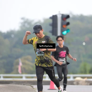 Runner Photo 6433151