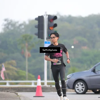 Runner Photo 6433174