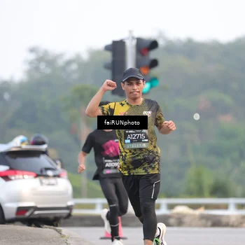 Runner Photo 6433175