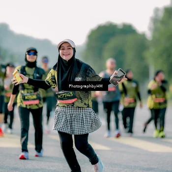 Runner Photo 6433178