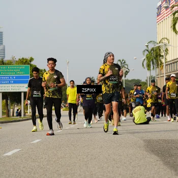 Runner Photo 6433183