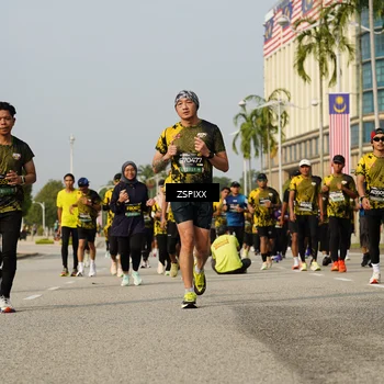 Runner Photo 6433185