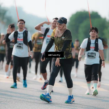 Runner Photo 6433188