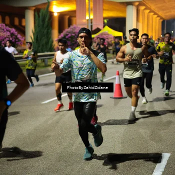 Runner Photo 6433191