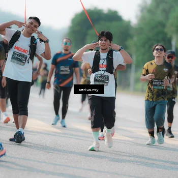 Runner Photo 6433195