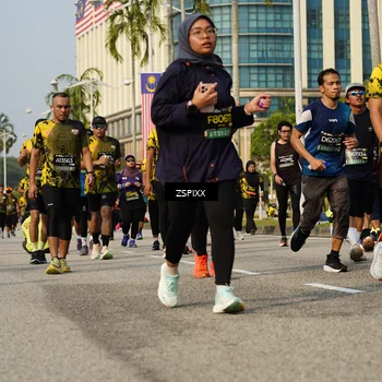Runner Photo 6433206