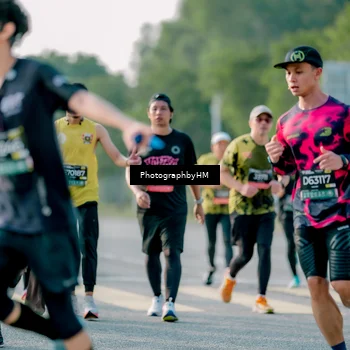 Runner Photo 6433221