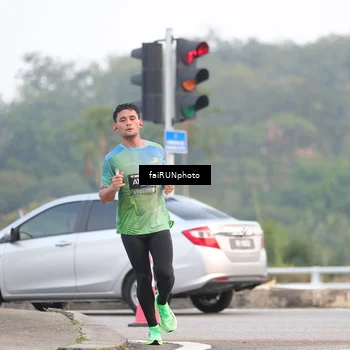 Runner Photo 6433246