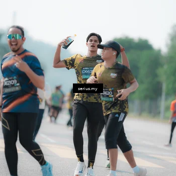 Runner Photo 6433260