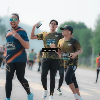 Runner Photo 6433265