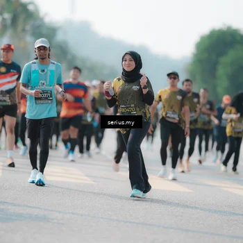 Runner Photo 6433292