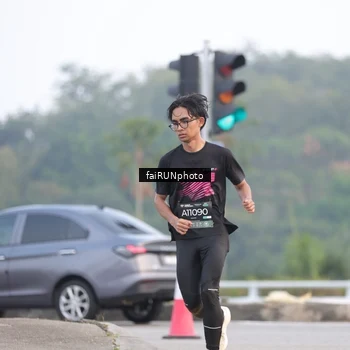 Runner Photo 6433295