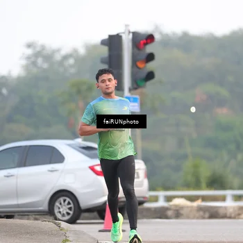 Runner Photo 6433299