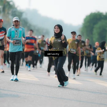 Runner Photo 6433300