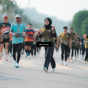 Runner Photo 6433301
