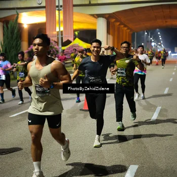 Runner Photo 6433302