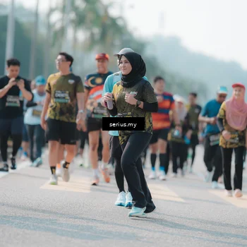 Runner Photo 6433309