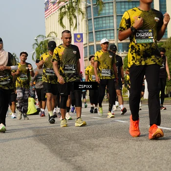 Runner Photo 6433310