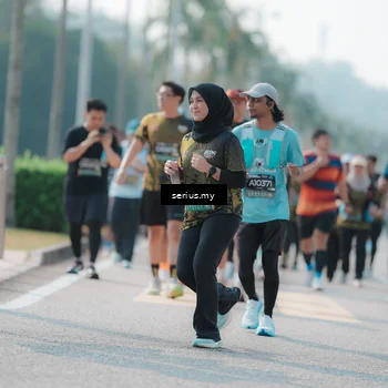 Runner Photo 6433314