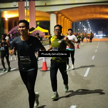 Runner Photo 6433339