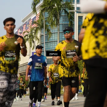 Runner Photo 6433343