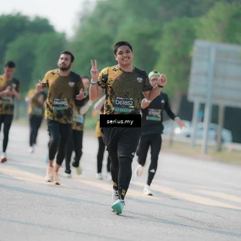 Runner Photo 6433345