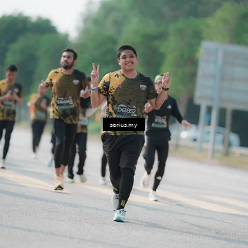 Runner Photo 6433356
