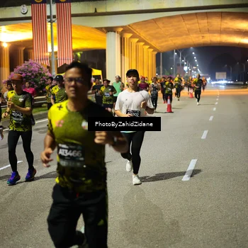 Runner Photo 6433363