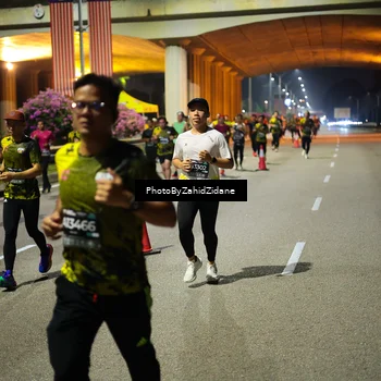 Runner Photo 6433365