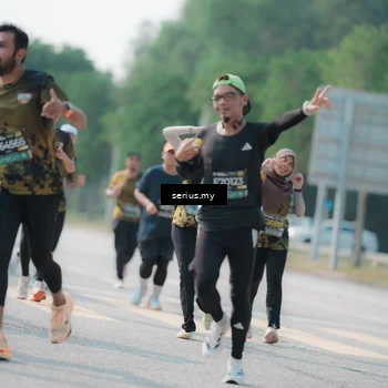 Runner Photo 6433370