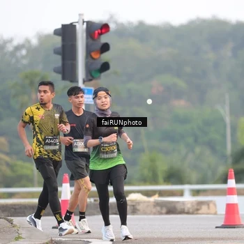 Runner Photo 6433375