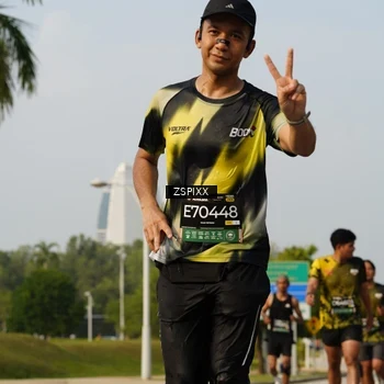 Runner Photo 6433379