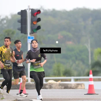 Runner Photo 6433401