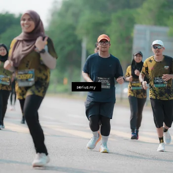 Runner Photo 6433420