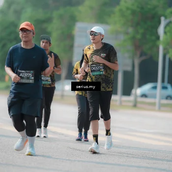 Runner Photo 6433429