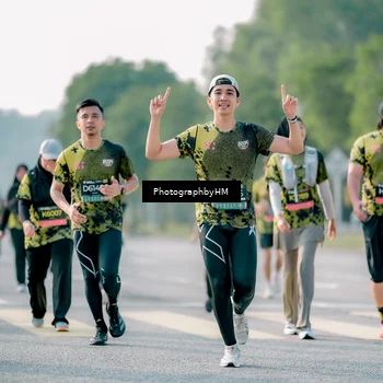 Runner Photo 6433442