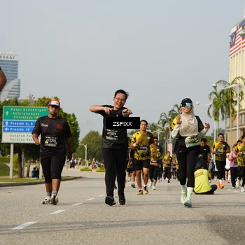 Runner Photo 6433484