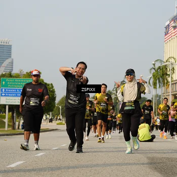 Runner Photo 6433506