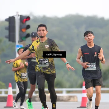 Runner Photo 6433509