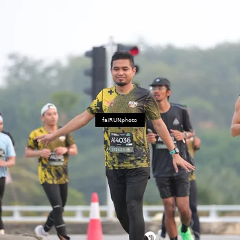 Runner Photo 6433514