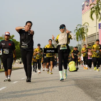 Runner Photo 6433534