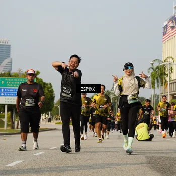 Runner Photo 6433535