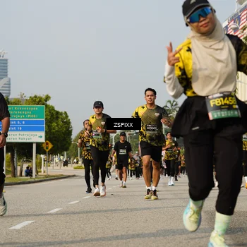 Runner Photo 6433536