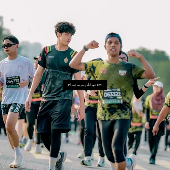 Runner Photo 6433540