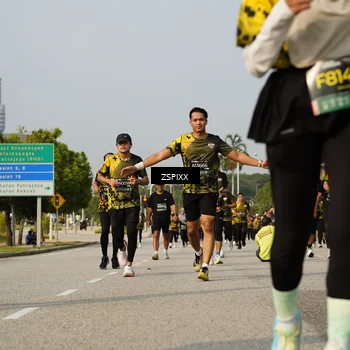 Runner Photo 6433551