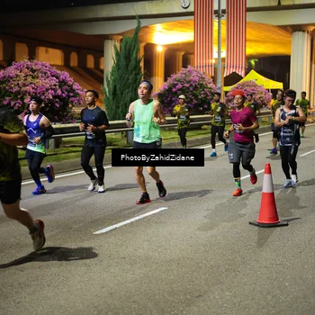 Runner Photo 6433584