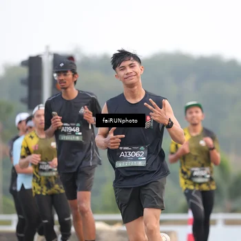 Runner Photo 6433594