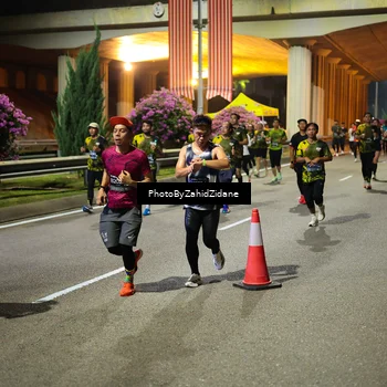 Runner Photo 6433622