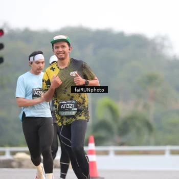 Runner Photo 6433630