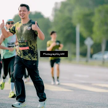 Runner Photo 6433635